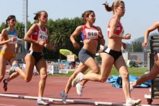 Un momento da proba de 1.500 feminino