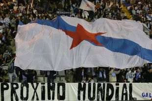 O ambiente das bancadas en Riazor e Pasarón podería semellarse ao de Vigo, o ano pasado (na imaxe)